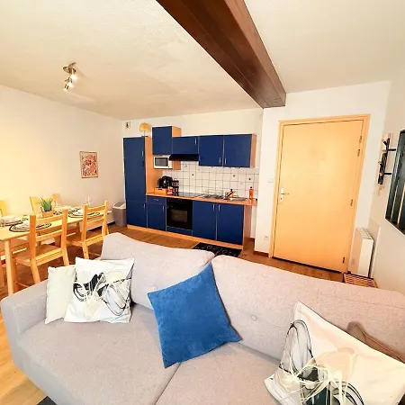 Cocon Des Vignerons - Historic Center アパート *